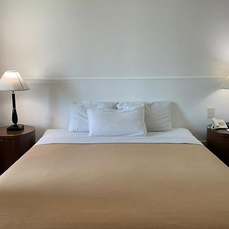 Pearl Manila Hotel מראה חיצוני תמונה