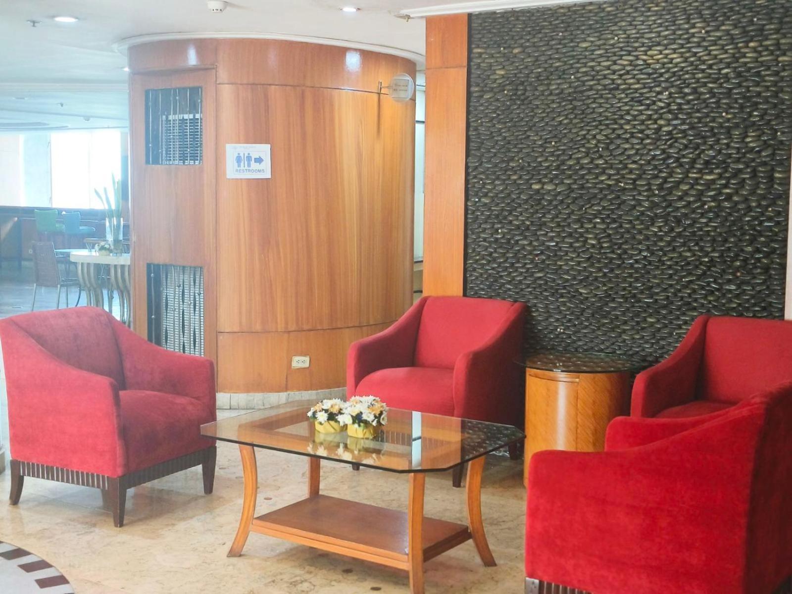Pearl Manila Hotel מראה חיצוני תמונה