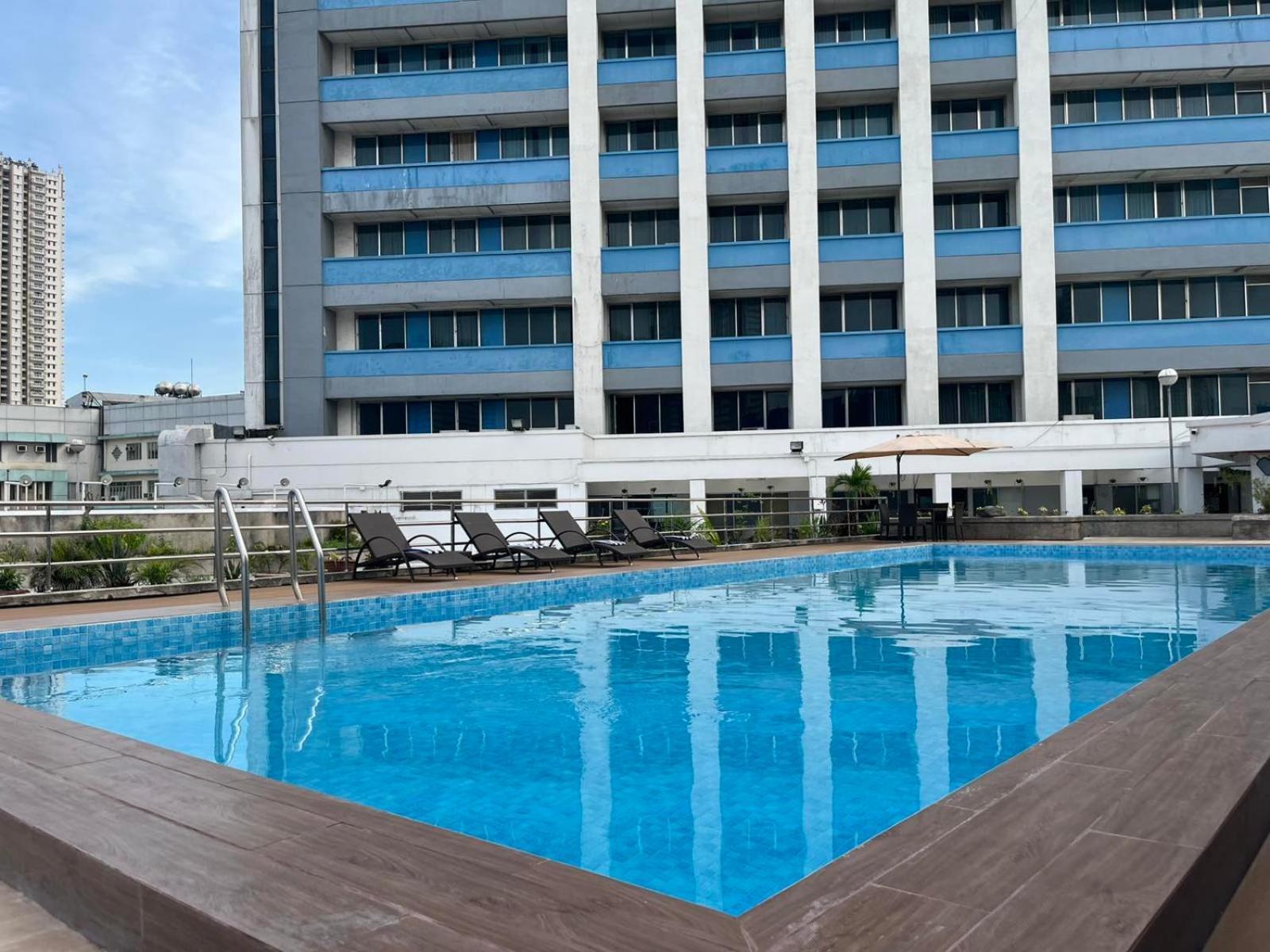 Pearl Manila Hotel מראה חיצוני תמונה
