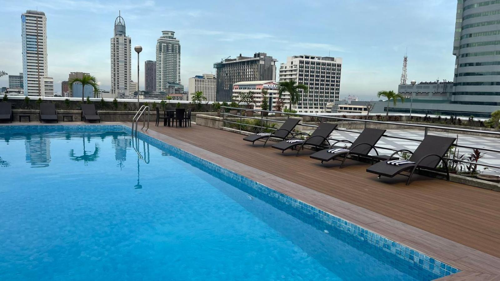 Pearl Manila Hotel מראה חיצוני תמונה