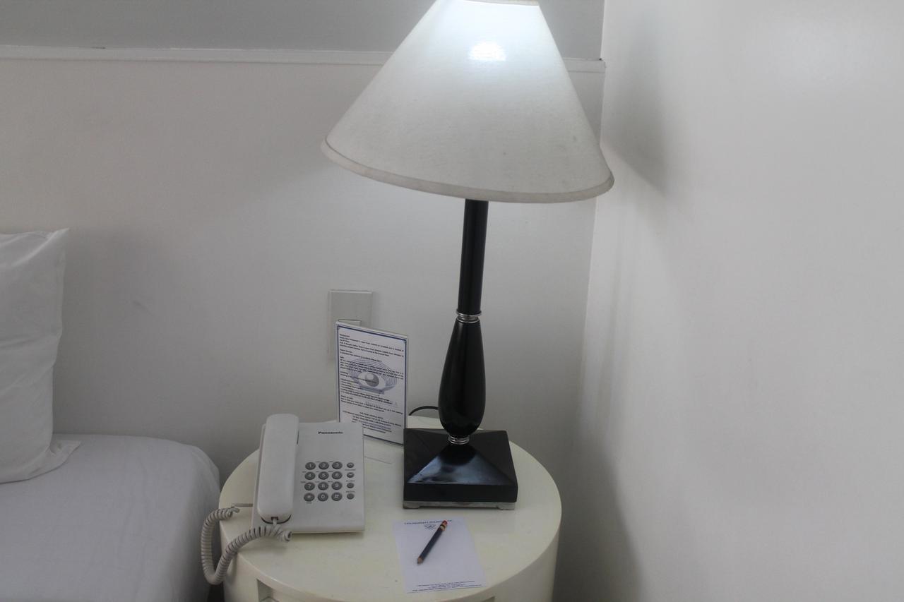 Pearl Manila Hotel מראה חיצוני תמונה